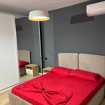 Amion Apartment In Center Of Tirana Extérieur photo