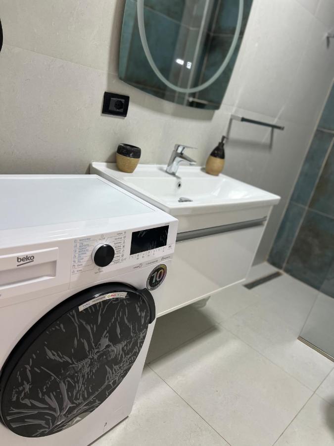 Amion Apartment In Center Of Tirana Extérieur photo