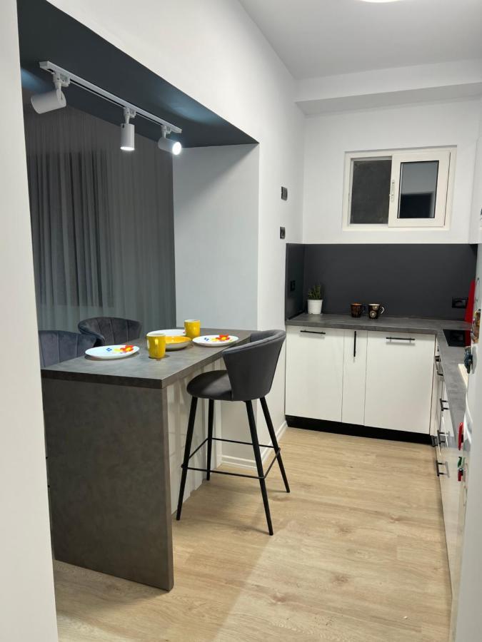 Amion Apartment In Center Of Tirana Extérieur photo