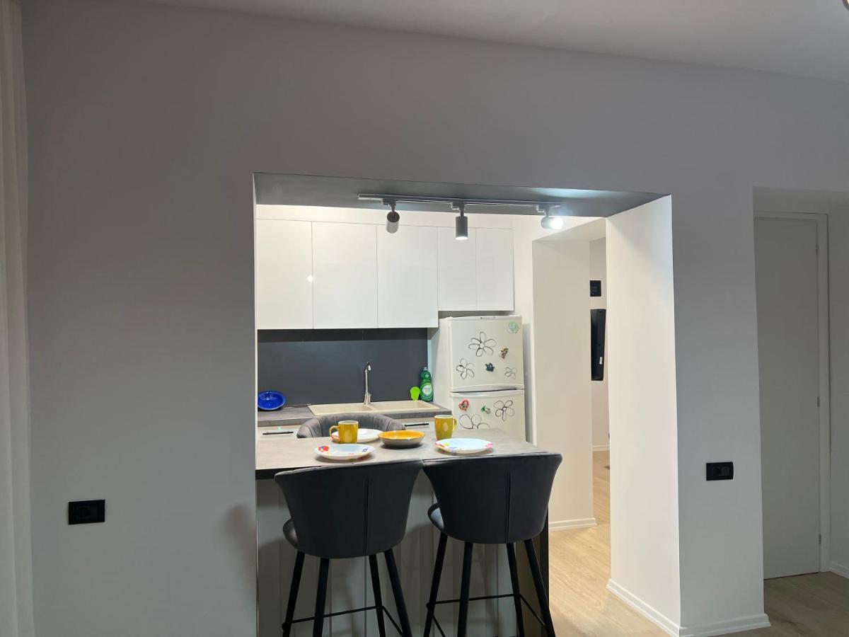 Amion Apartment In Center Of Tirana Extérieur photo