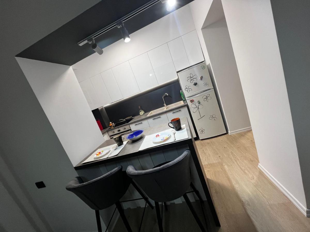 Amion Apartment In Center Of Tirana Extérieur photo