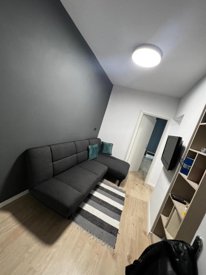 Amion Apartment In Center Of Tirana Extérieur photo