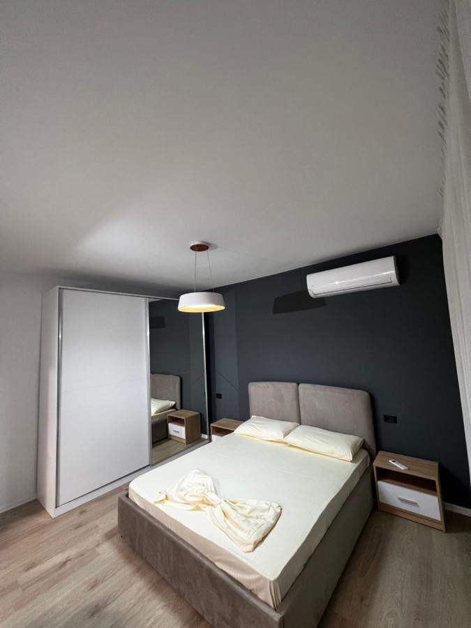 Amion Apartment In Center Of Tirana Extérieur photo