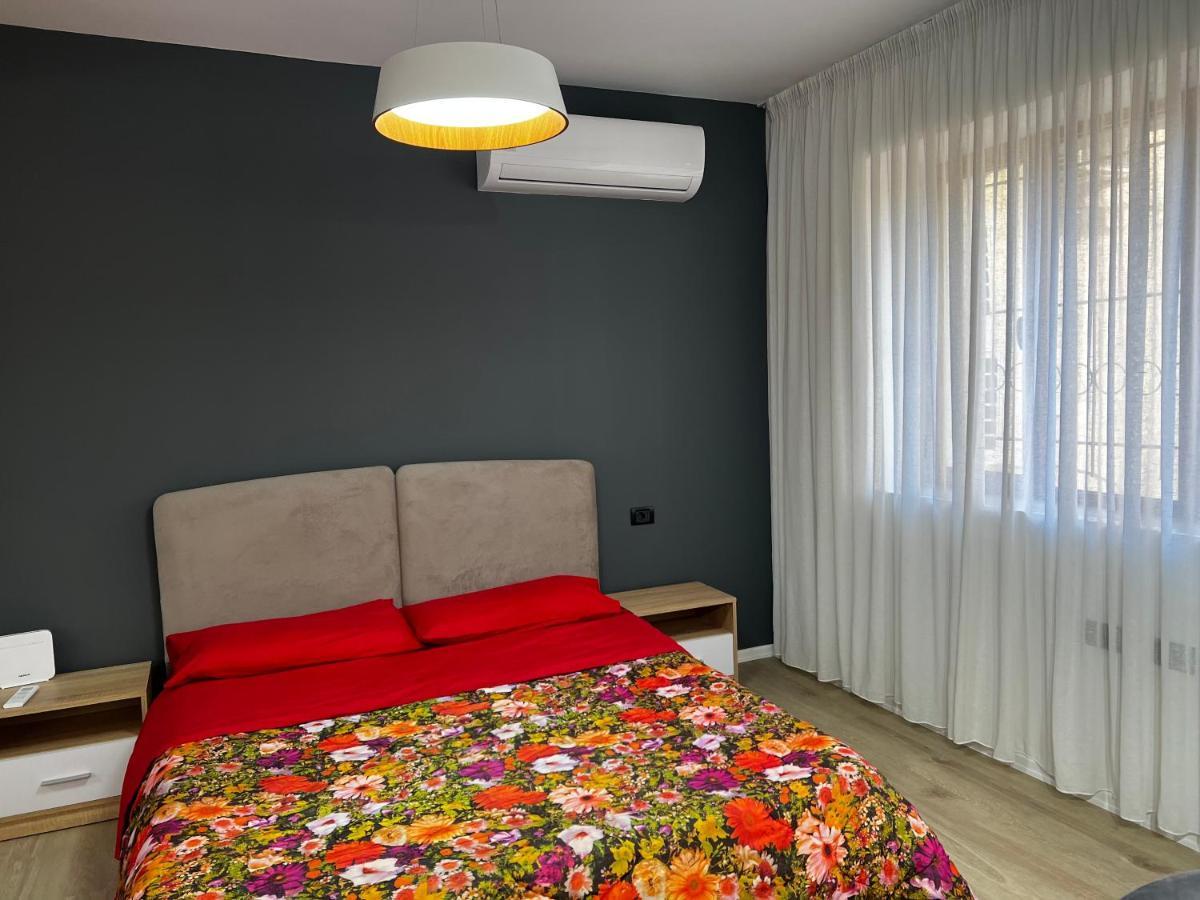 Amion Apartment In Center Of Tirana Extérieur photo
