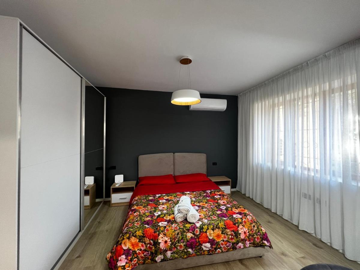 Amion Apartment In Center Of Tirana Extérieur photo